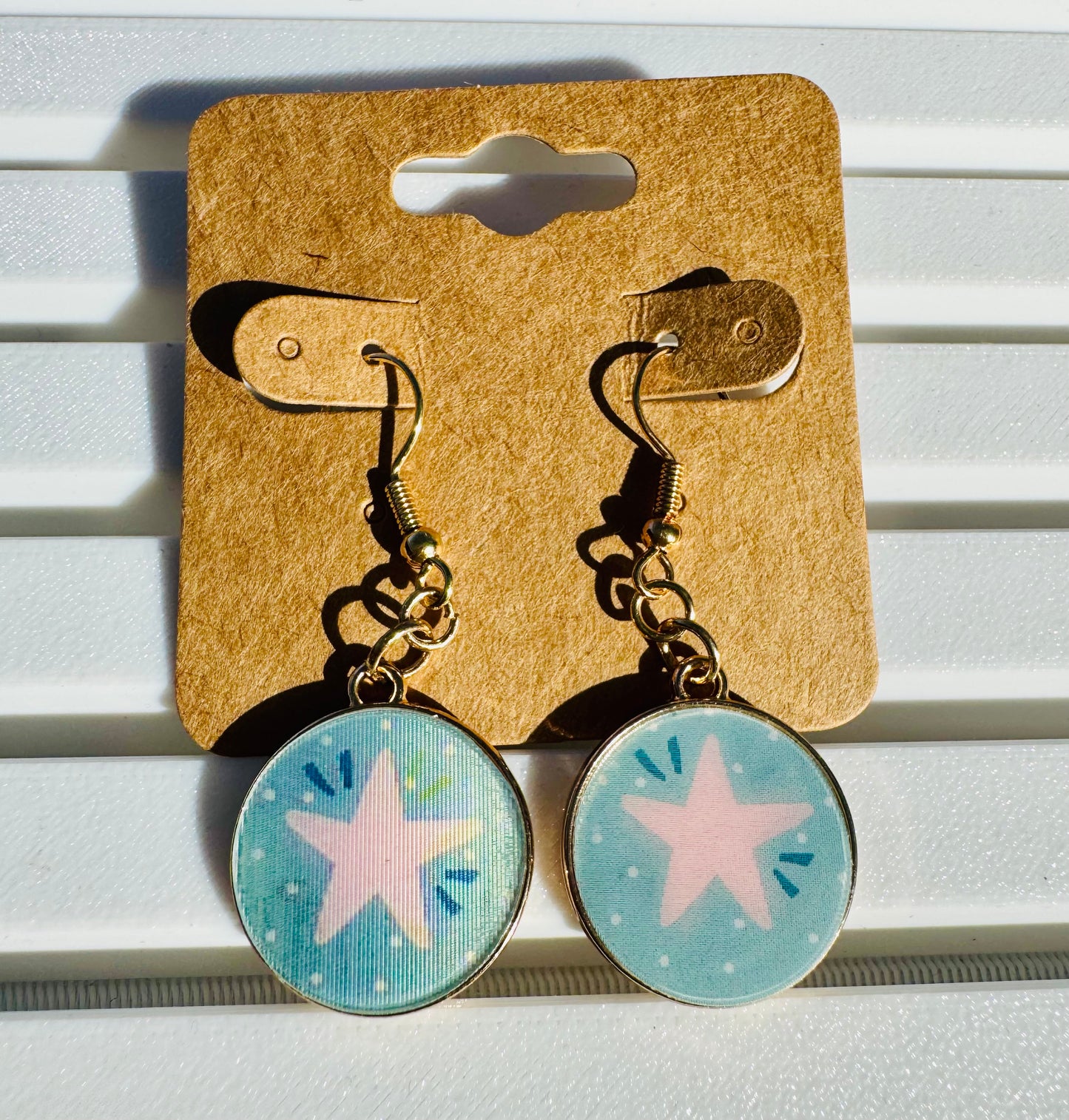 Round Star Lenticular Earrings